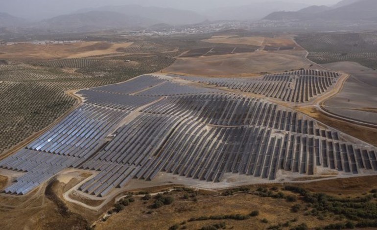 RES wins first Matrix Renewables O&M deal