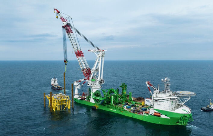 DEME installs HKZ West Alpha substation jacket DEME installs HKZ West Alpha substation jacket