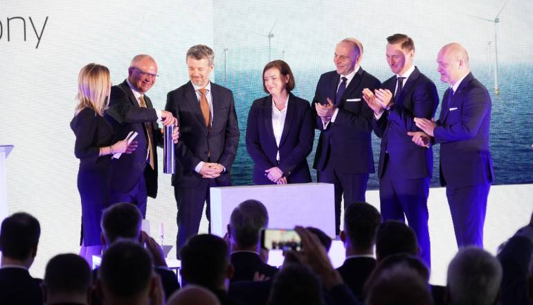 Vestas lays foundation for Polish nacelle factory Vestas lays foundation for Polish nacelle factory