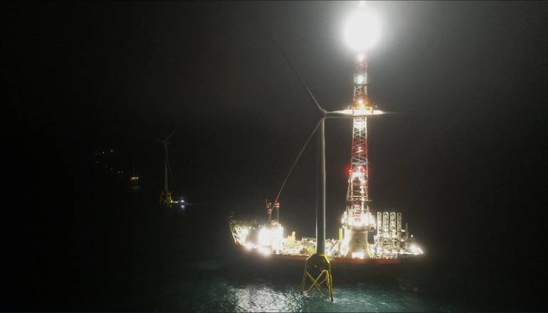 Final turbine goes up at Greater Changhua Final turbine goes up at Greater Changhua