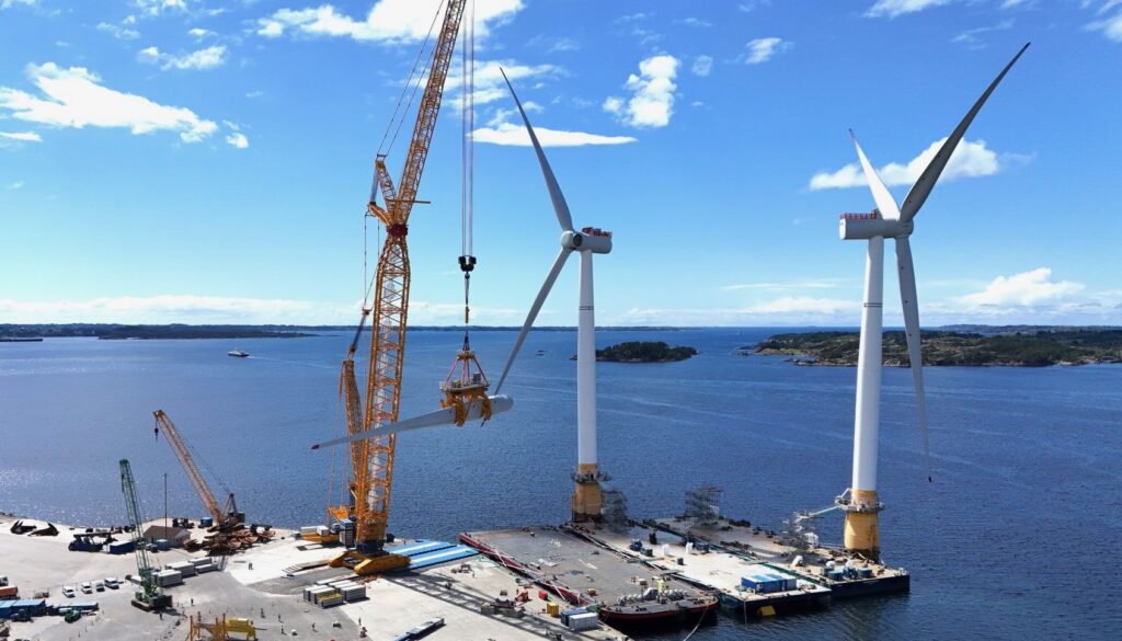 Hywind Scotland export cable reconnected, power restored Hywind Scotland export cable reconnected