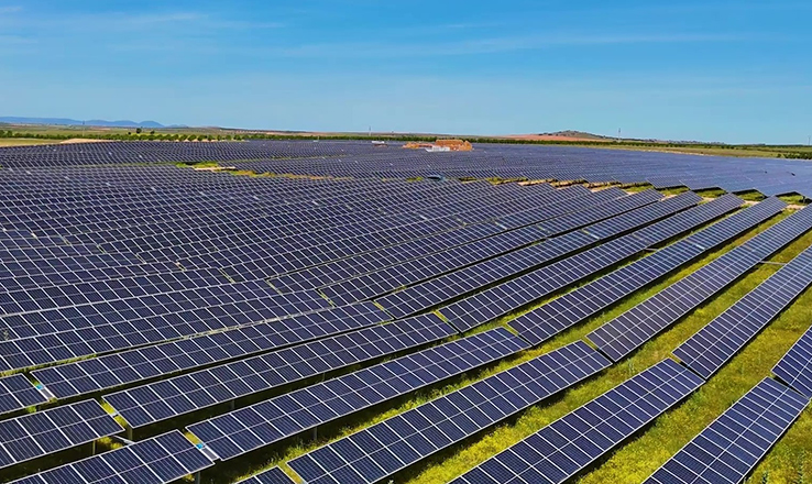Solar Steel nets 130MW supply deal Solar Steel nets 130MW supply deal