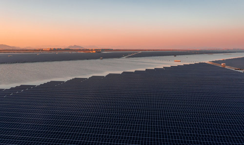 550MW Chinese solar project powers up