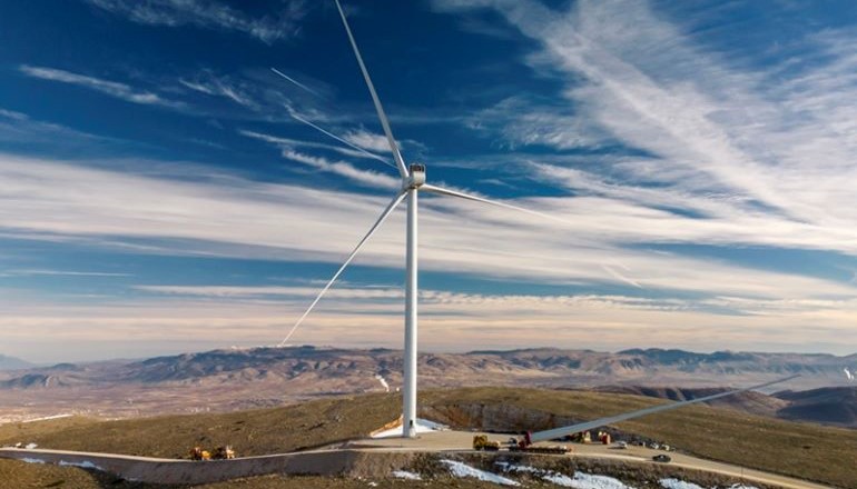 Wind capacity in Greece climbs to 5.5GW Wind capacity in Greece climbs to 5.5GW