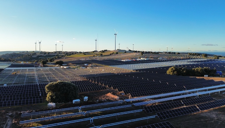 Acciona Energia completes Spanish hybrid