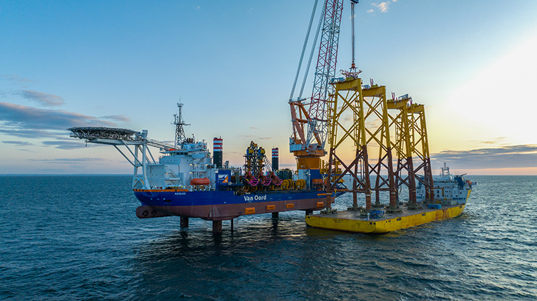 Van Oord completes Saint-Brieuc jacket job