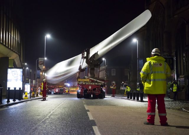 COVID-19: Siemens Gamesa reopens Hull blade factory