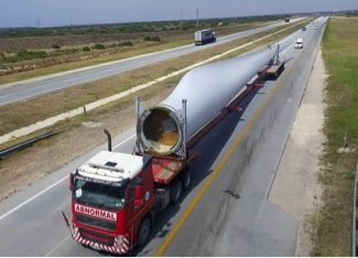 Cape crusader delivers turbines