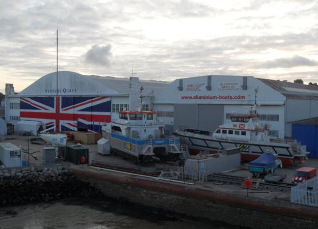 IOW boat duo join hands