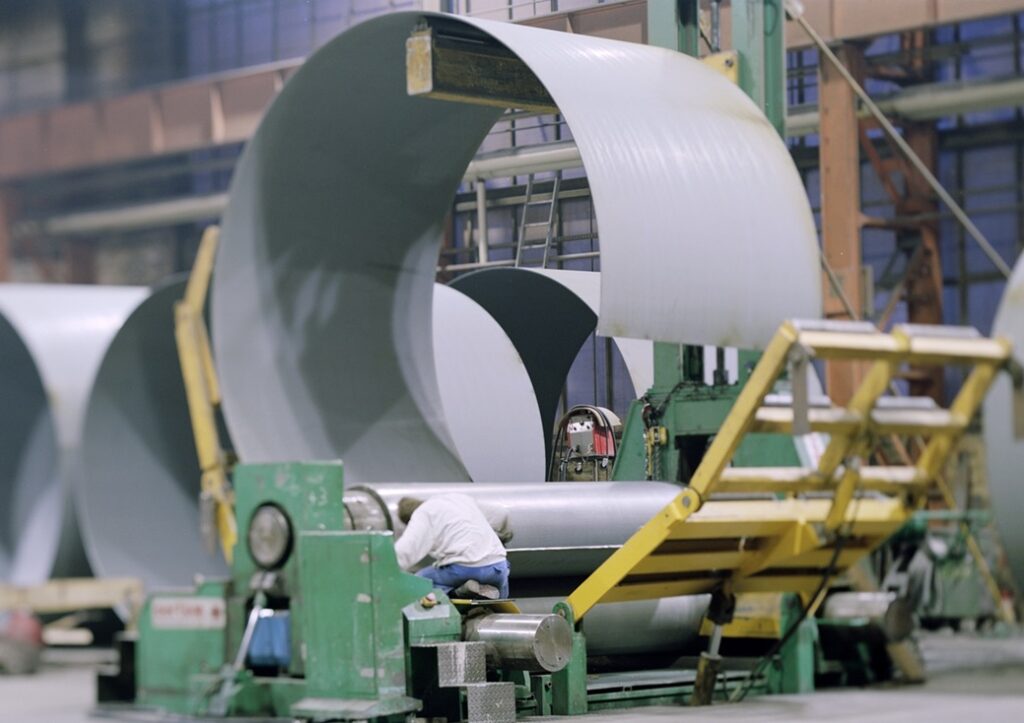 Chinese manufacturer acquires fabricator Ambau Ambau files for bankruptcy