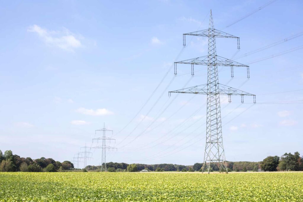 RWE and Apollo close Amprion financing deal RWE and Apollo close Amprion financing deal