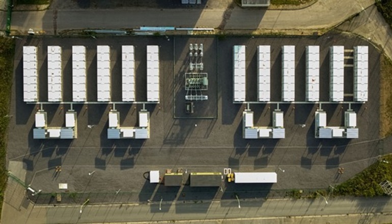 Eos and Frontier Power sign 5GWh UK storage deal Aquila turns sod on 56MW German battery