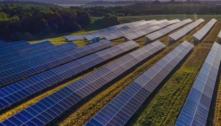 Aura Power secures Horton solar finance Aura secures financing for 40MW solar project