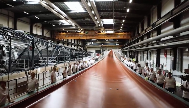 Siemens Gamesa has started production of the first B115 115-metre blades in Aalborg