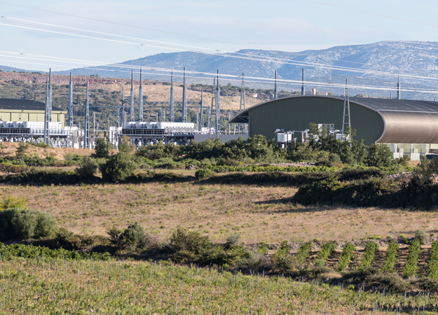 Siemens wins Viking Link converter contract