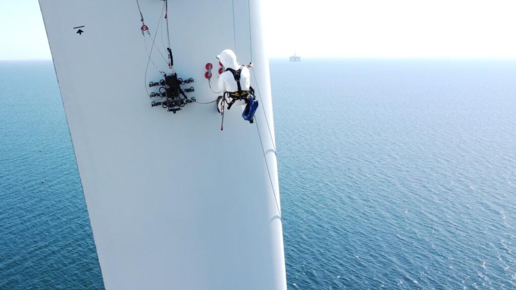 Robotic fix for wind turbine bolt integrity