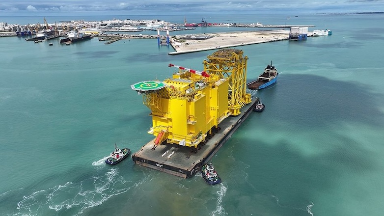 BorWin5 converter platform departs for North Sea