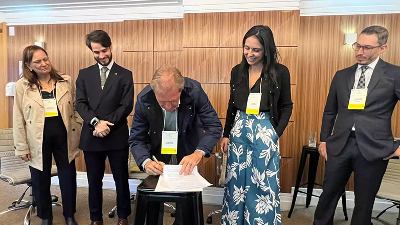 Consortium announces Brazil's first floater demo