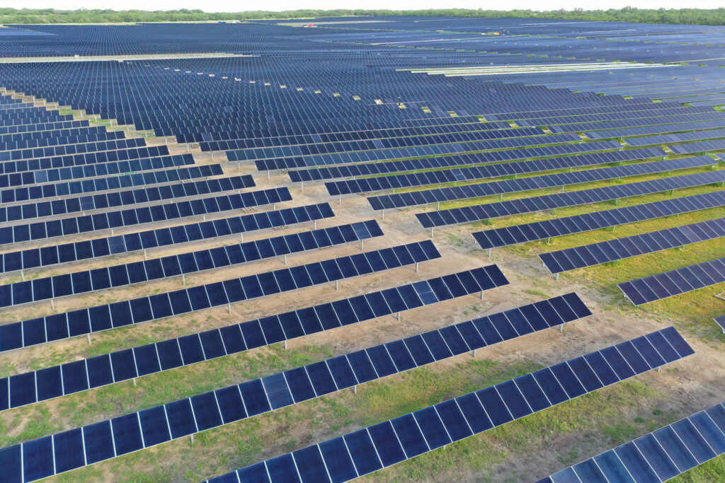 US utility brings 50MW Texas solar online US utility brings 50MW Texas solar online