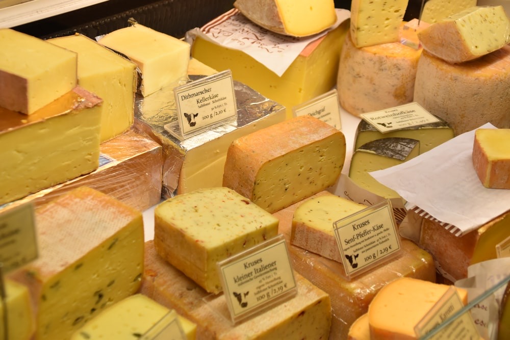 Lidl launches ‘carbon neutral’ cheese plan Lidl launches 'carbon neutral' cheese plan