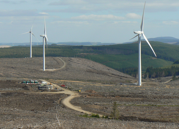 ‘8000 Scottish jobs at risk from zonal energy pricing’ UK onshore wind grows by 4.2GW