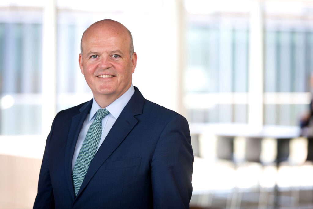 Irish bank AIB raises €1bn for renewables lending Irish bank AIB raises €1bn for renewables lending