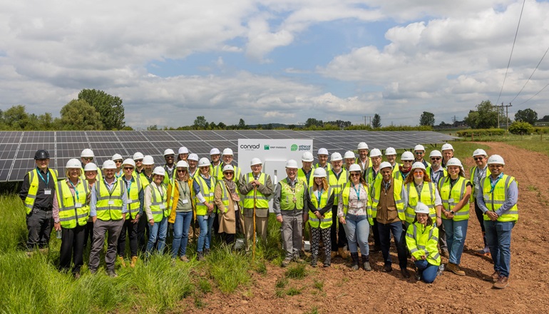 Conrad Energy powers up 45MW UK solar farm Conrad Energy powers up 45MW UK solar farm