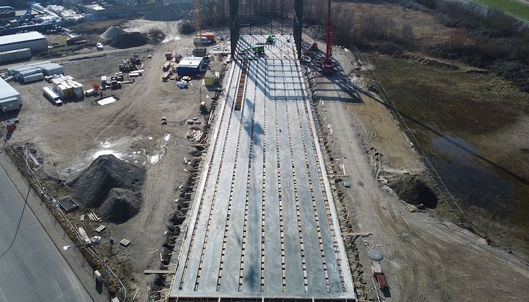 Fraunhofer IWES to test blades for Vestas 15MW giant Fraunhofer IWES to test blades for Vestas 15MW giant