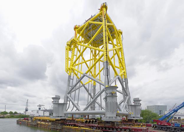 Heerema delivers for Dong Heerema delivers for Dong