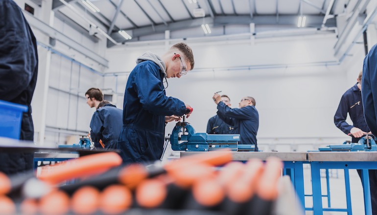 Equinor backs East England offshore apprentices Equinor backs East England offshore apprentices