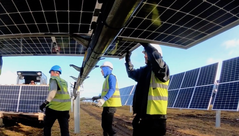 Solar-storage hybrid feeds UK council Solar-storage hybrid feeds UK council