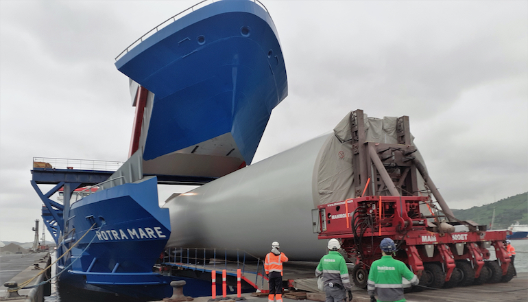 Saint-Brieuc picks port of Brest for tower assembly Saint-Brieuc picks port of Brest for tower assembly