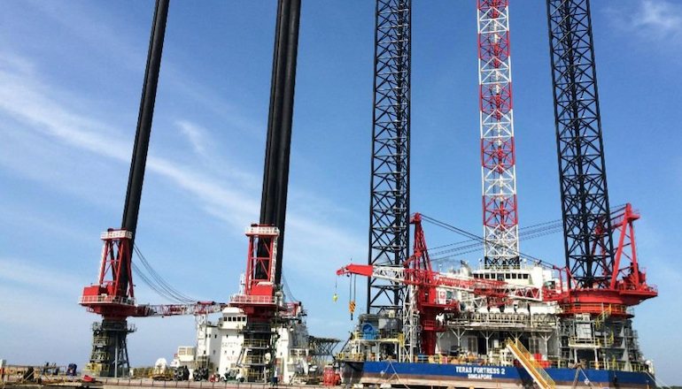 Four missing after Chinese jack-up ’tilts’ Four missing after Chinese jack-up 'tilts'