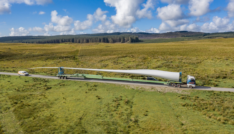 WATCH: Collett delivers blades to Crossdykes wind farm Logistics outfit Collett transporting a blade for one of the 10 turbines that will make up Muirhall Energy's Crossdykes wind farm in Scotland