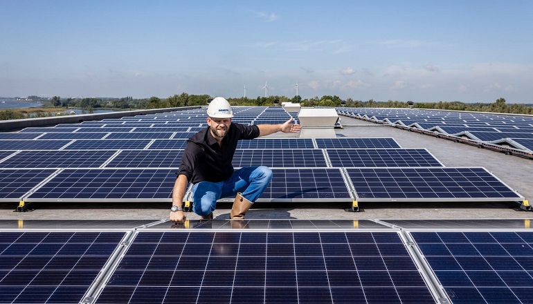 Damen powers shipyards with solar