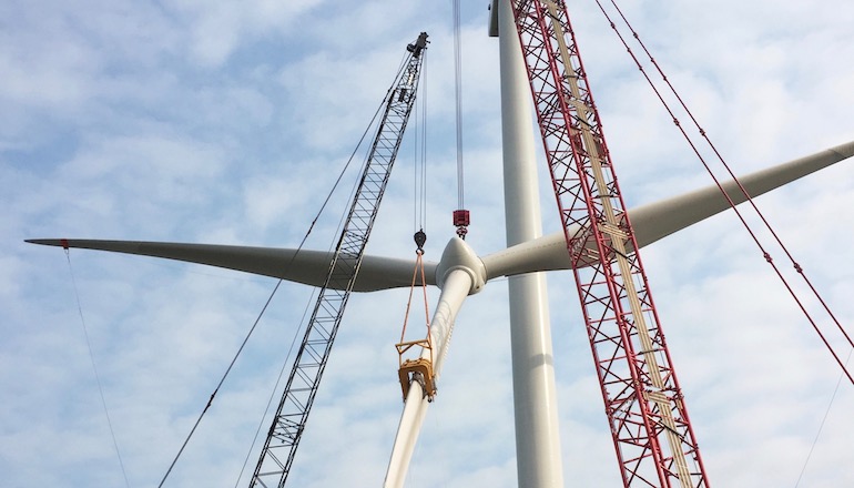 Blade spoiler boosts wind production Deutsche Windtechnik acquires compatriot service outfit