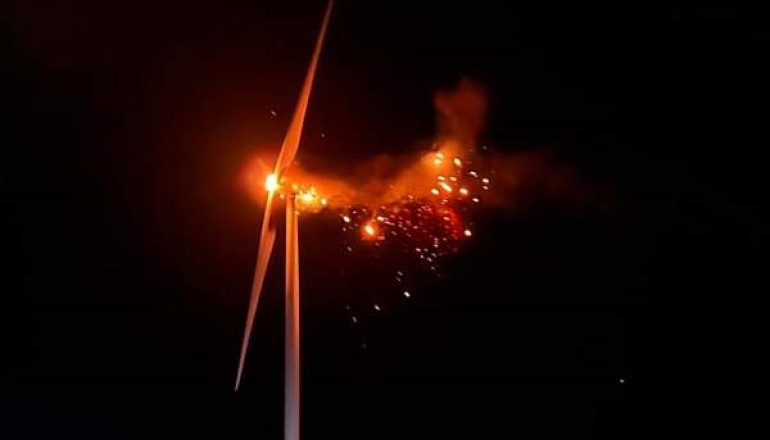 MidAmerican probes turbine fire at Diamond Trail wind farm