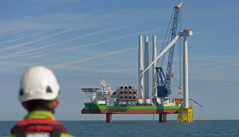 Iberdrola ‘starts 960MW EA2 stake sale’ Orsted leads way for offshore wind 'record-breakers'