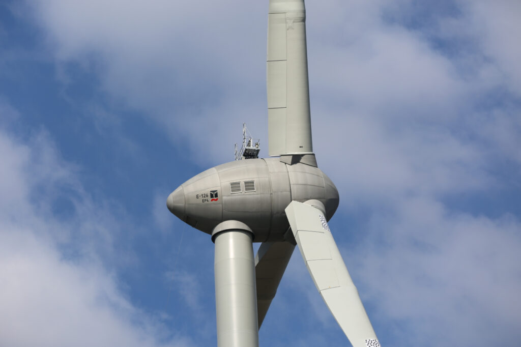 Enercon 4.2MW reaches for skies