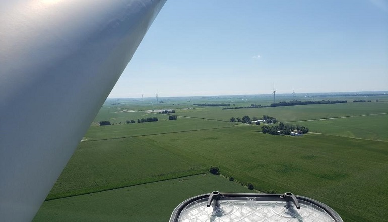 EDPR opens US wind, solar training hub EDPR completes construction of its sixth wind farm in the US state of Illinois