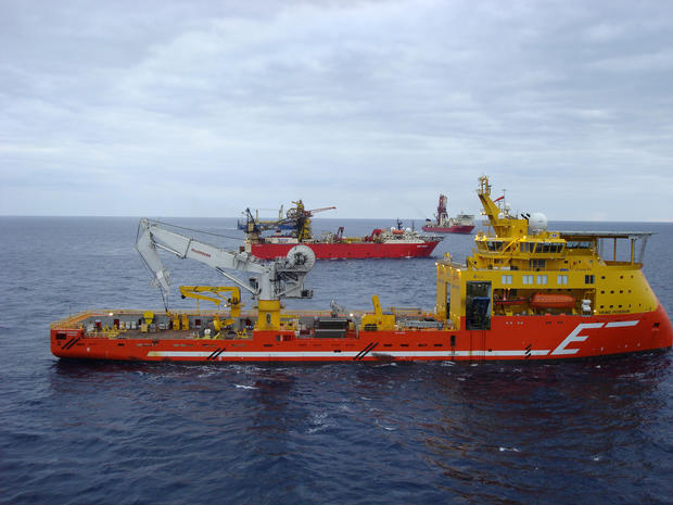 Siemens charters Viking Poseidon