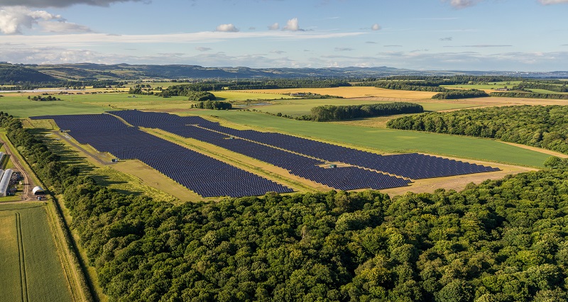 Sun shines on Elgin solar