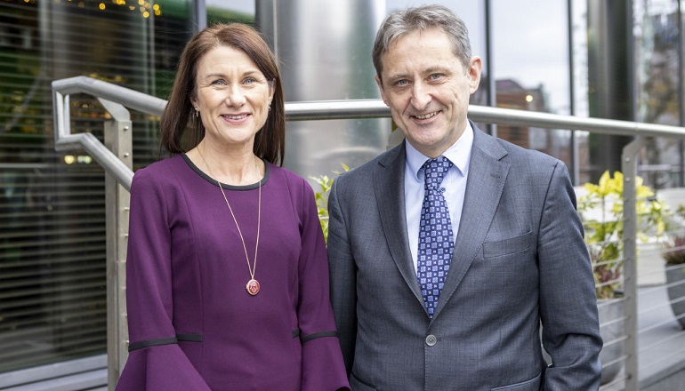 ESB unveils green hydrogen partnership in Shannon ESB unveils green hydrogen partnership in Shannon