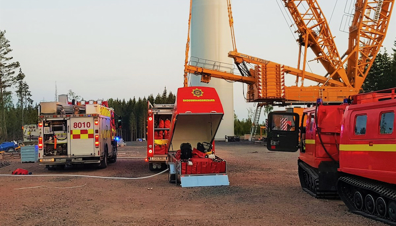 Turbine technicians tackle forest fire in Sweden Turbine technicians tackle forest fire in Sweden