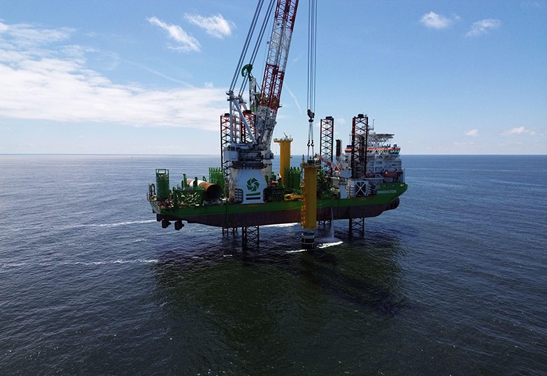 First monopile installed at Noirmoutier