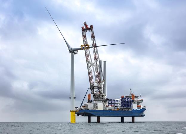 EDF Renewables issues tender for heavy lift contract