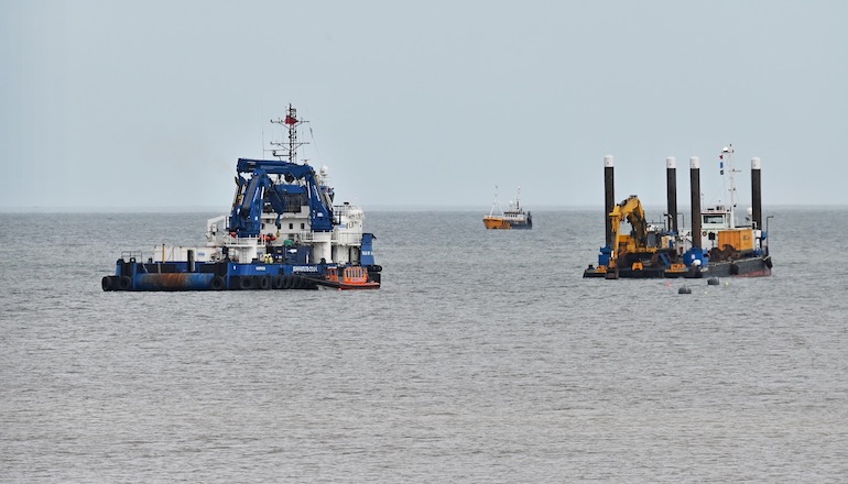 Dogger Bank installs first export cable section