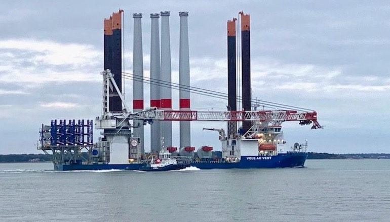 Jack-up Vole-au-Vent has departed the port of Saint-Nazaire with the first four GE Haliade 150-6MW turbines for the 480MW Saint Nazaire offshore wind farm