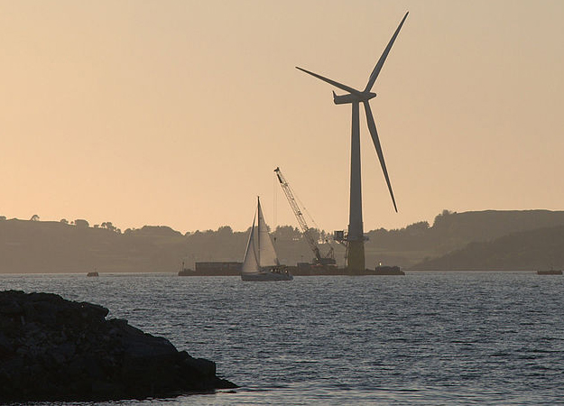 Salamander team seeks supplier innovations Spanish developer unveils 200MW Canarian floater