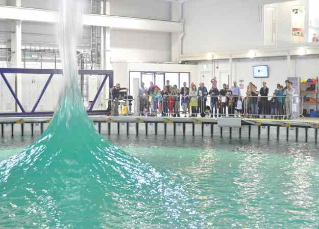 Wave Energy Scotland study cash